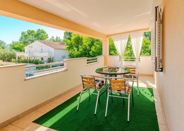 App Jurack Josip 3 By Interhome