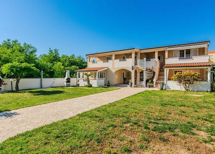 App Jurack Josip 3 By Interhome