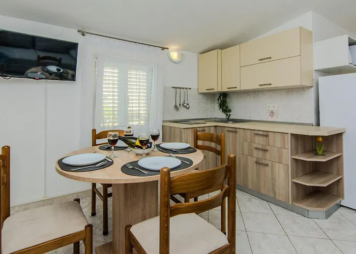 Apartman App Jurack Josip 3 By Interhome Nin