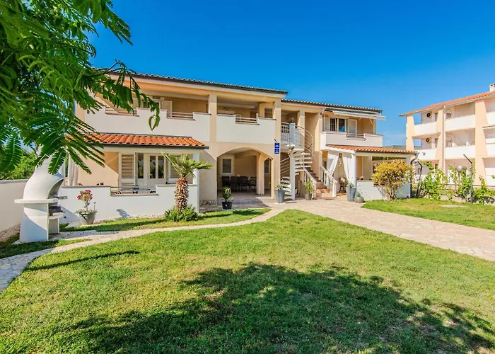 App Jurack Josip 3 By Interhome * Nin